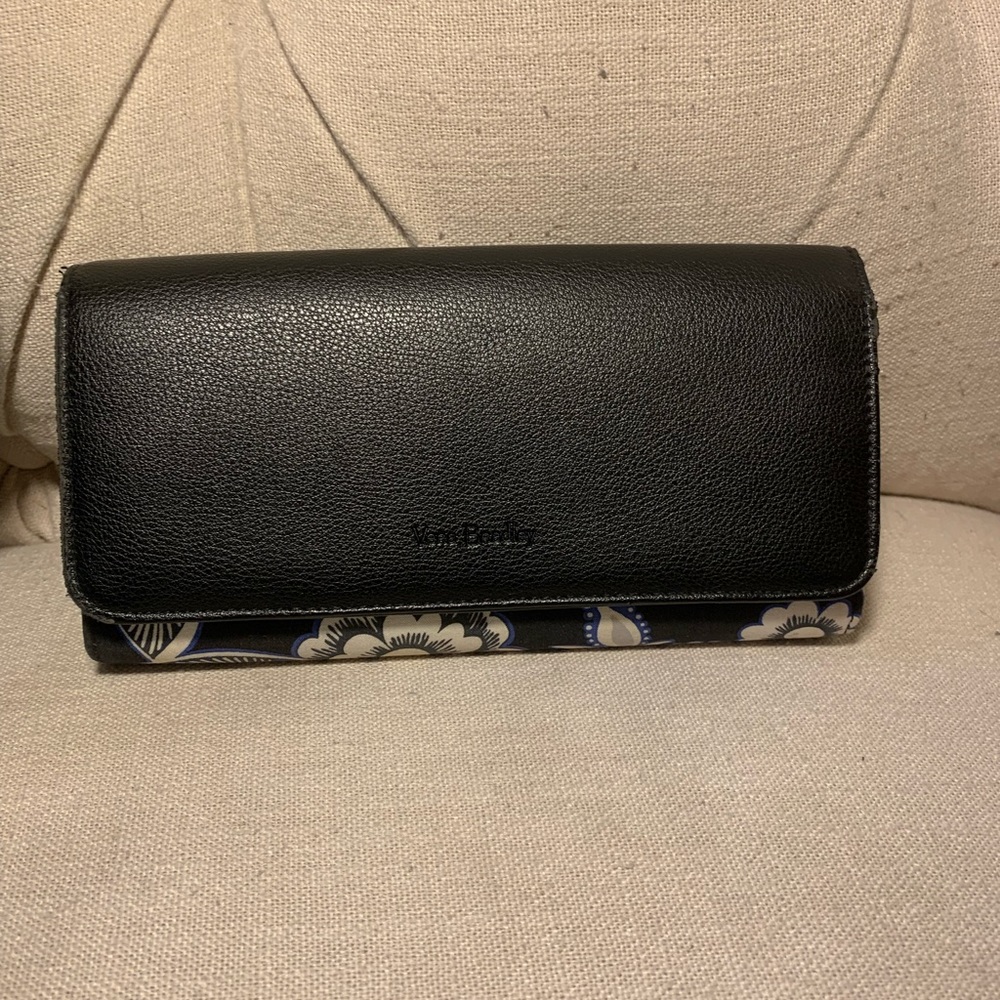 Vera Bradley Wallet.